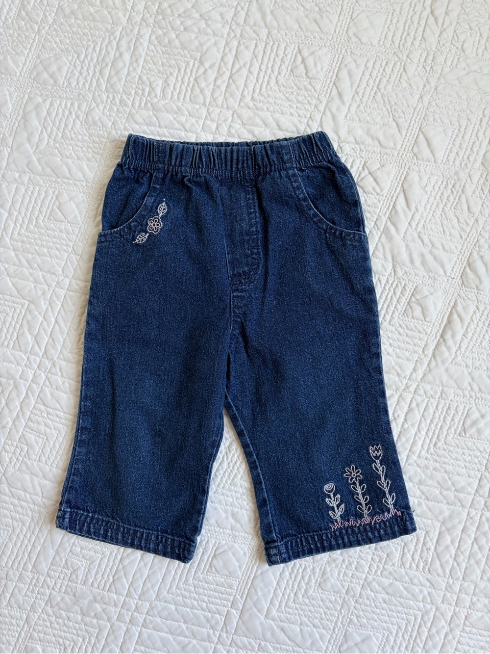 Girls' Vintage Dark Blue Denim Pull-On Embroidered Jeans Size 12 Months.